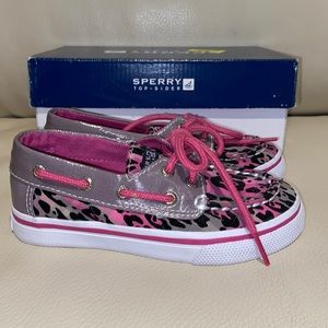 New Sperry Bahama animal print Sz 9.5